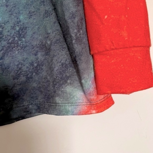 NWOT Tie Dye Sweatshirt - Medium - Picture 2 of 8